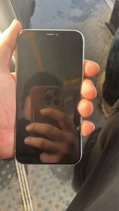 Продам iphone 11