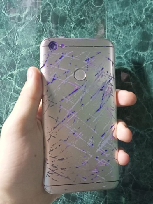 СРОЧНО продам сотовые