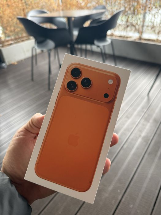 Iphone 17 Pro Max 256 Gb Cosmin Orange sigilat