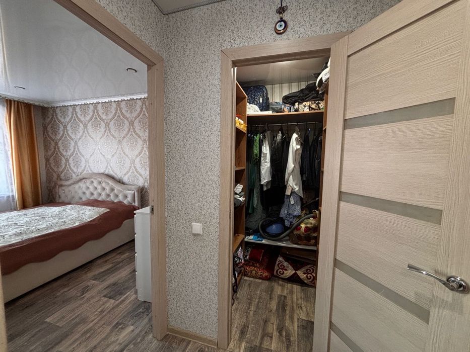 Продам 3 комнатная квартира