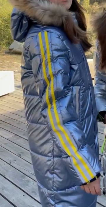 Продам зимний пуховик