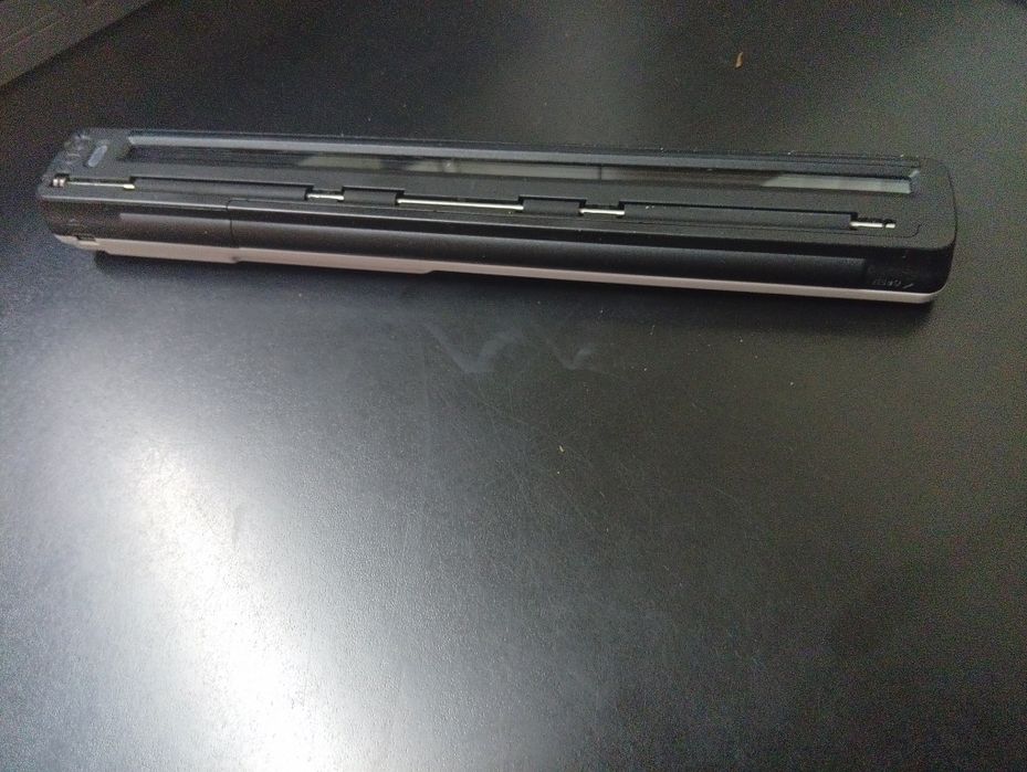 Scanner portabil IRIScan Book 3 – PDF / Word / OCR – documente, cărți