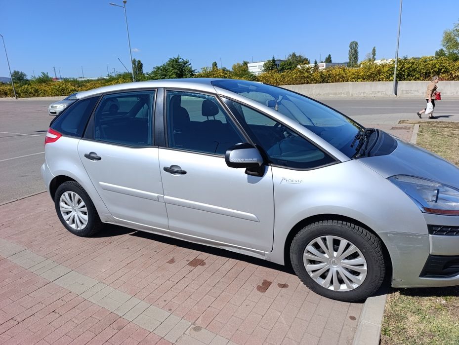 Ситроен Пикасо с Дизелов Двигател