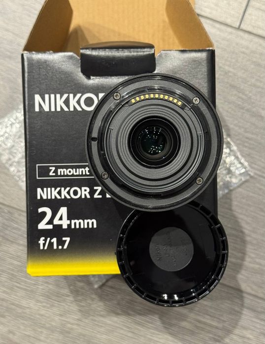 Nikkor Z DX 24mm f/1.7 обектив за Nikon DX z-камери