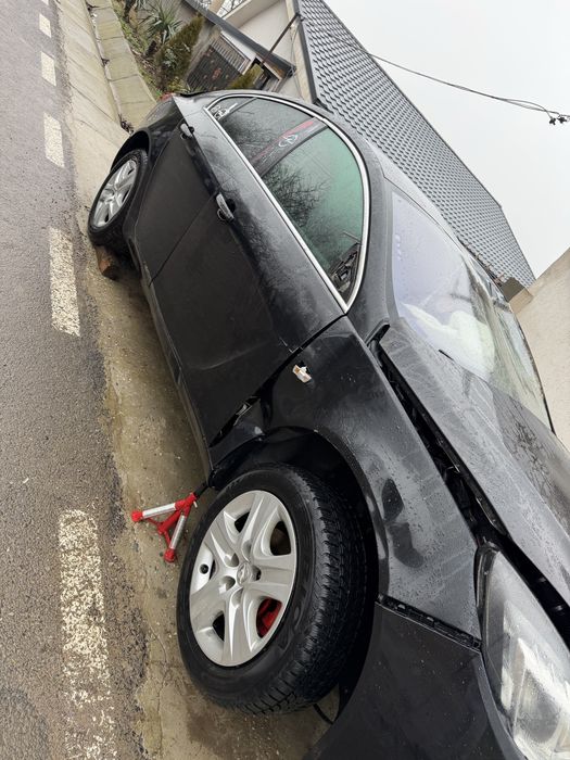 Dezmembrez opel insignia 2013