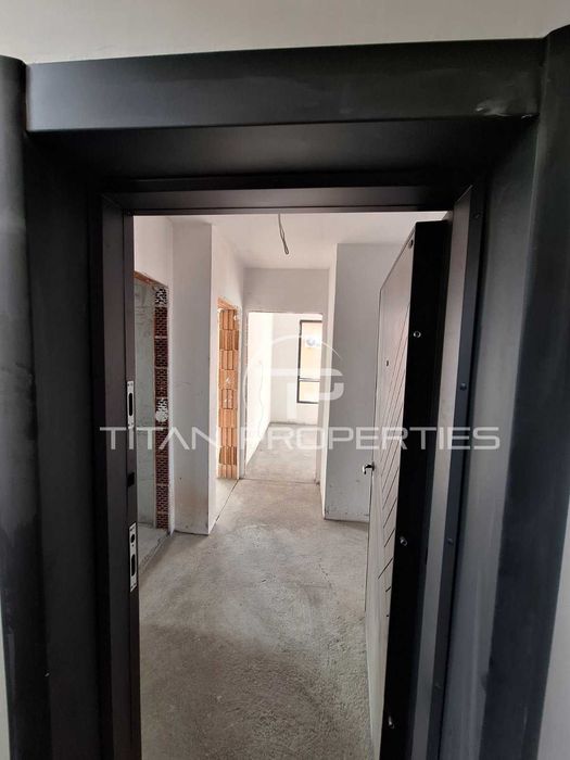 Тристаен апартамент в Бранополе