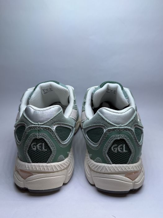 Asics Gel marimea 43