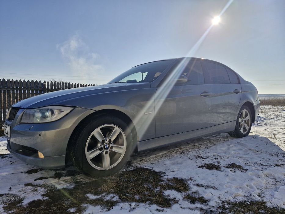 Vând BMW e90 stare buna de funcționare