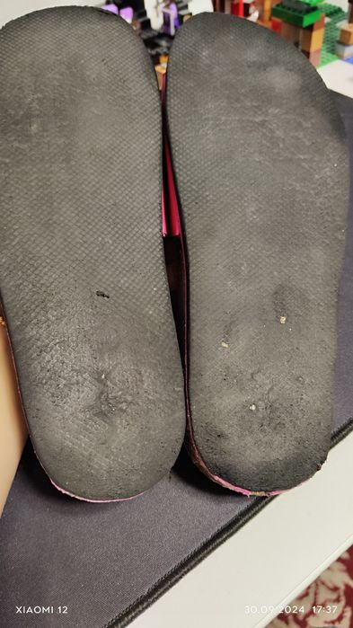 Slapi de piele marimea 40