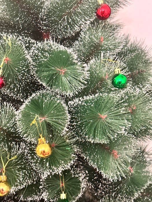 Продам ёлку 180 см