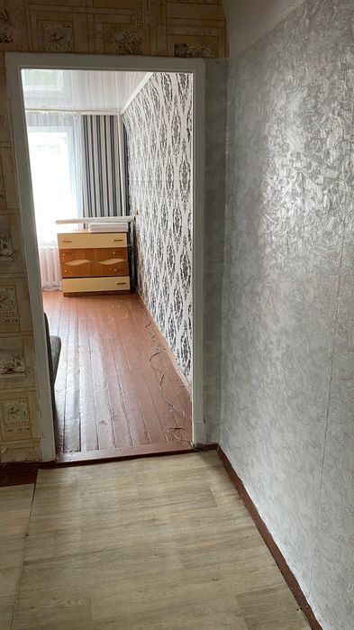 Продам двух ком квартиру