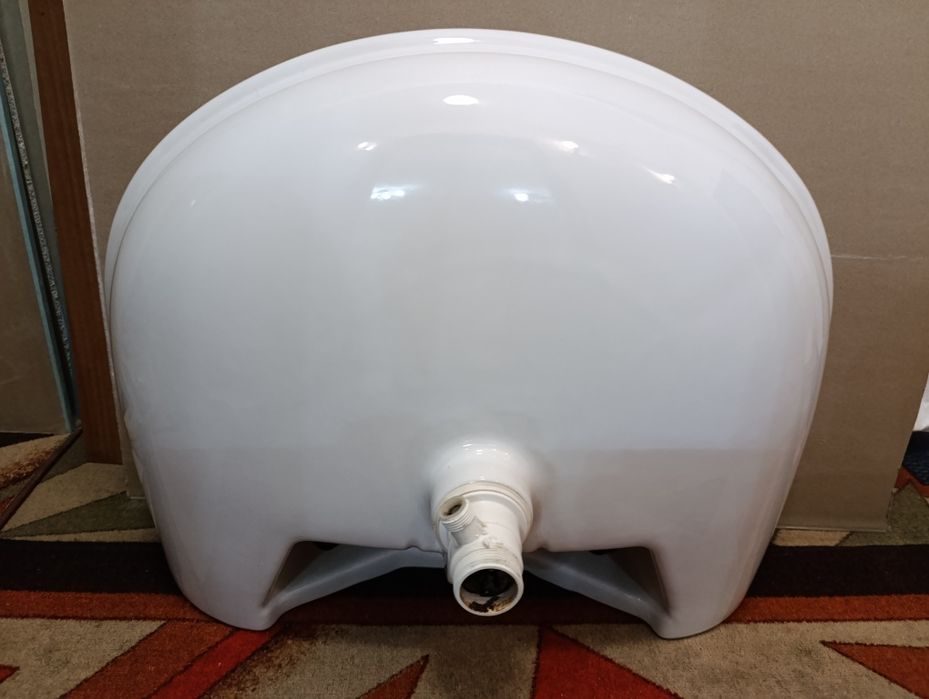 Продавам обзавеждане за баня