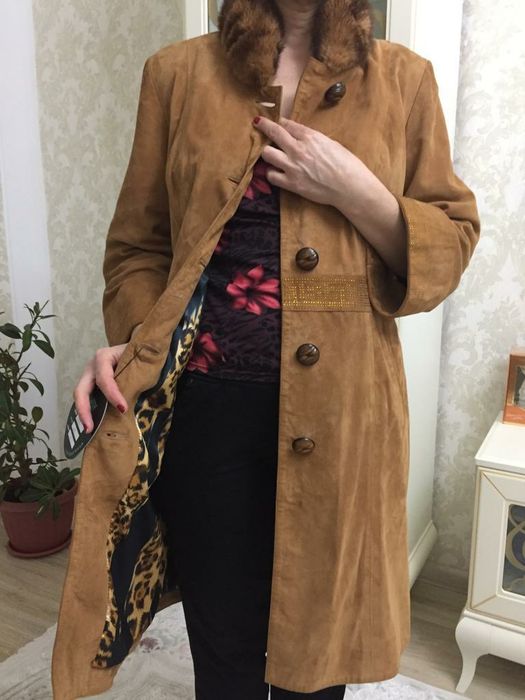 Продам пальто осеннее