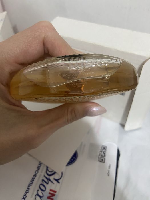 Парфюмерная вода Лалик Сатин