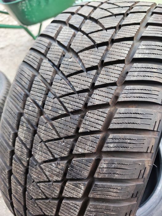 2 бр зимни гуми 225/40/18