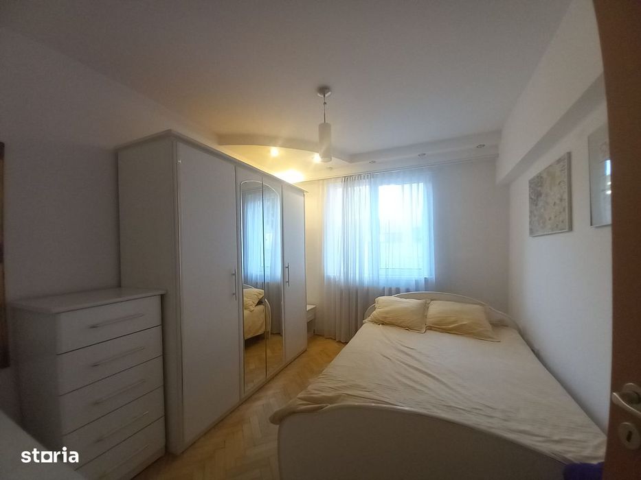 Florilor - in spate la BT, apartament 3 camere, la etajul 1 !