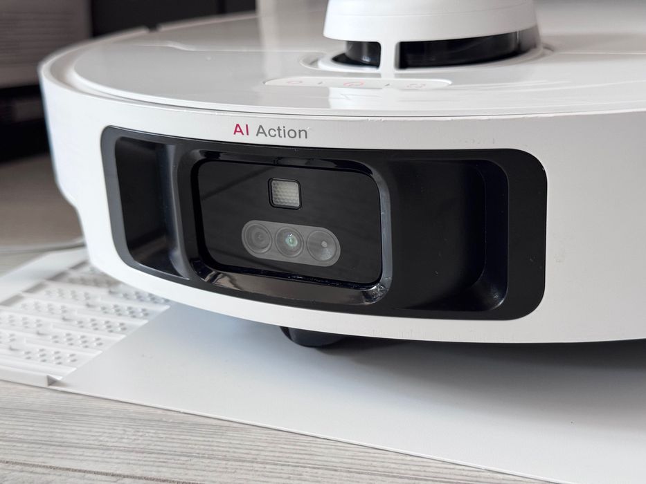 Dreame L40 Ultra/ AI 3D/11 000Pa /Гореща вода 65°C/Автоматична станция