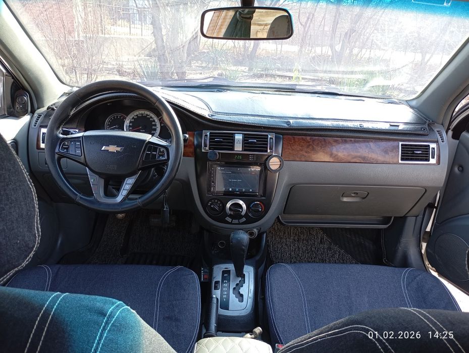 Продам Ласетти 2009 год 3 поз. Автомат