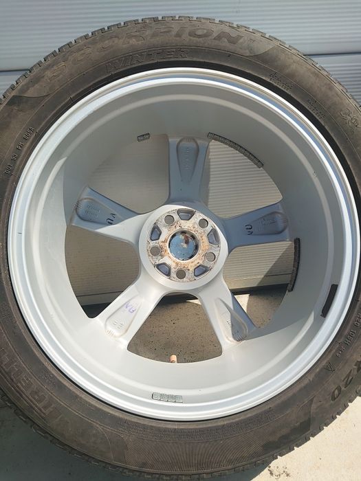 Алуминиеви джанти 20'за Lexus RX450H