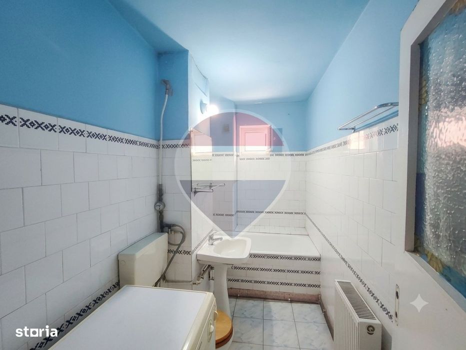 Apartament 3 camere, central, de vânzare, Salonta