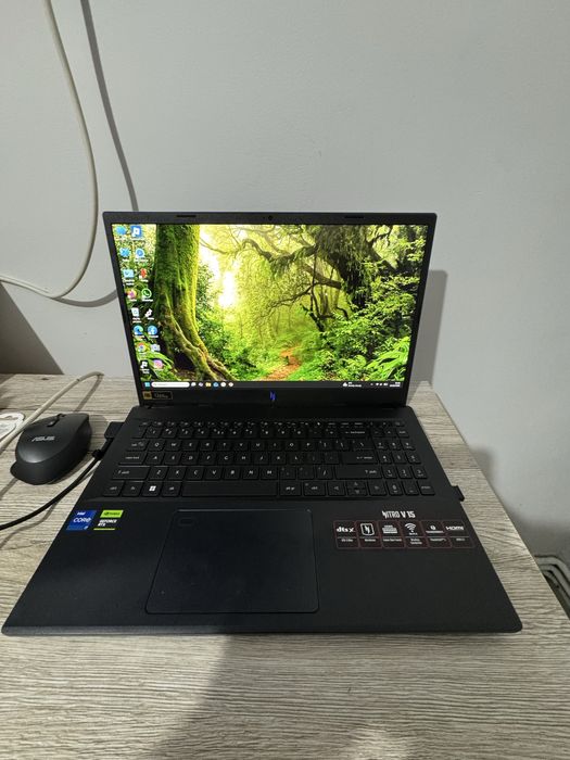 Acer Nitro  Gaming v15 51-72 MX