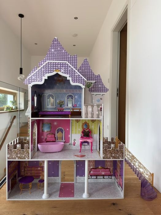 Замък за кукли Барби