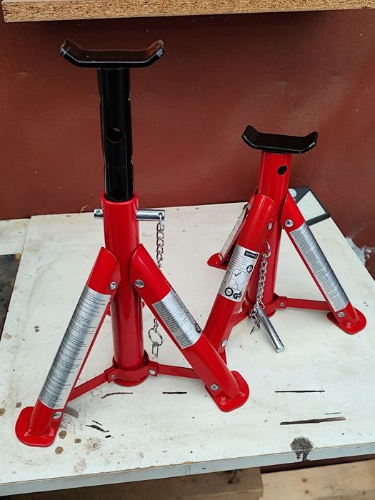 Suporturi susținere auto