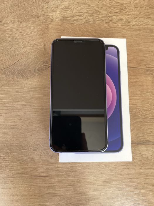 Iphone 12 mini.
