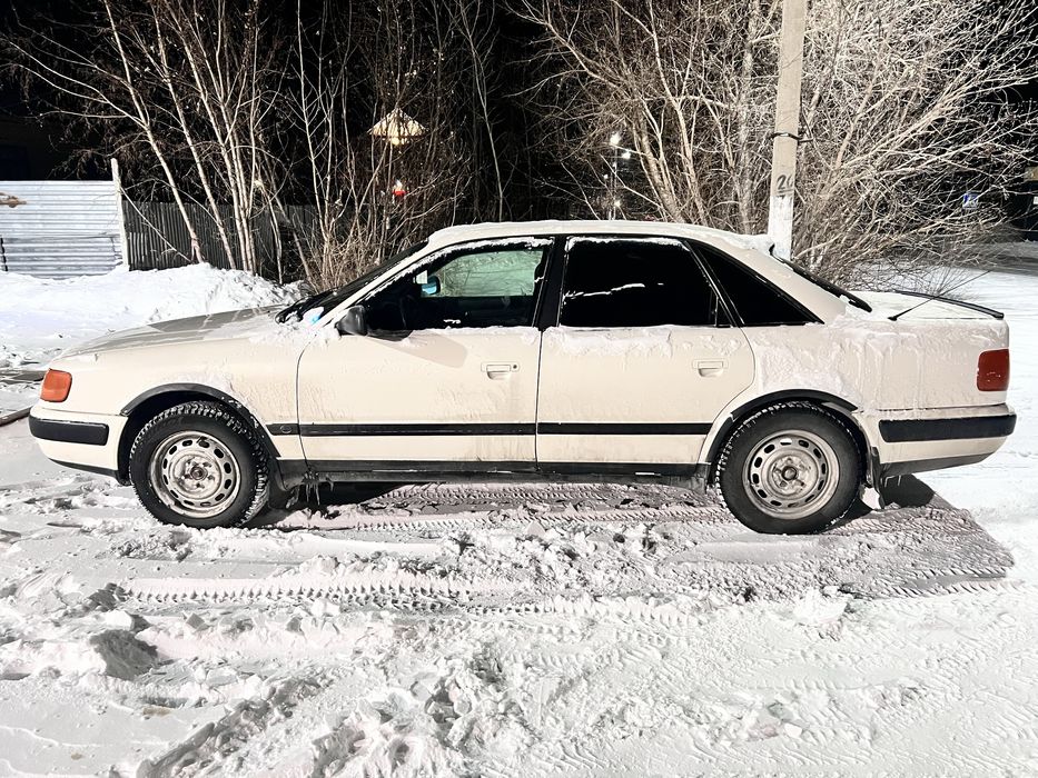 Продам ауди 100 с4   2 000 000 тг