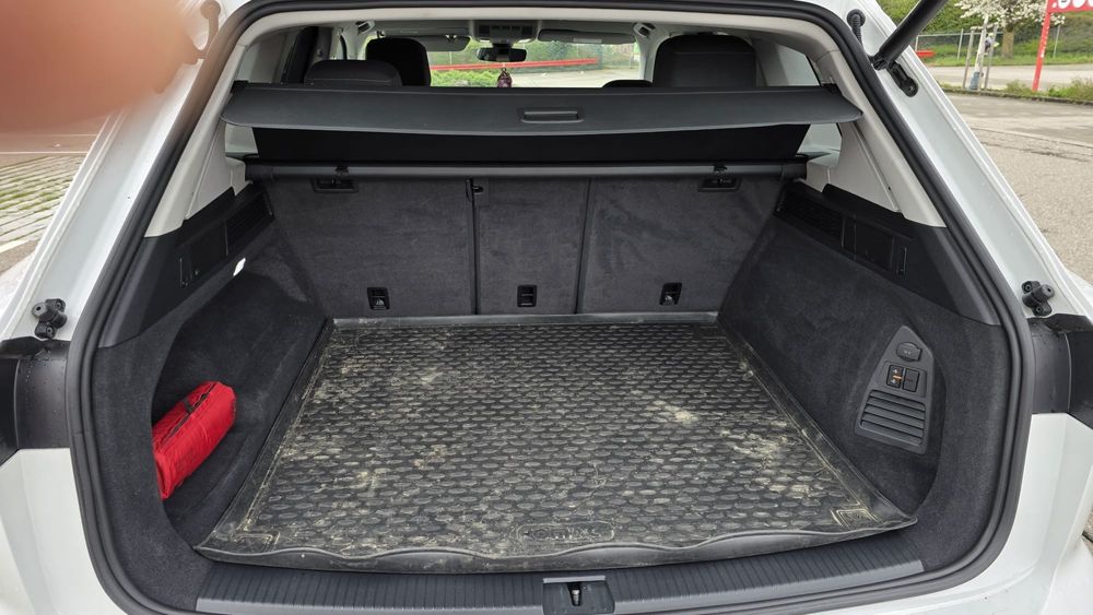 Volkswagen Touareg III 2020