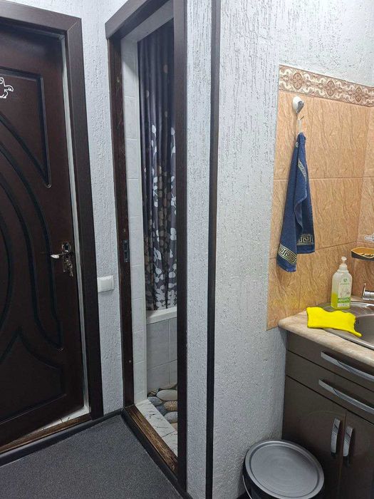 продается квартира срочно с ремонтом и обстановкой