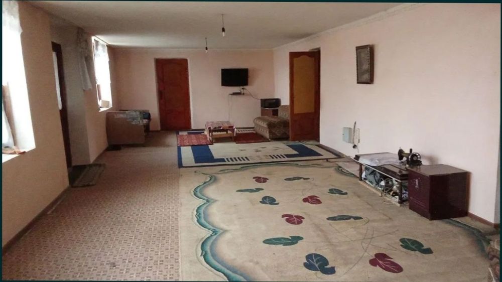 Xovli sotiladi. Yer narxida.