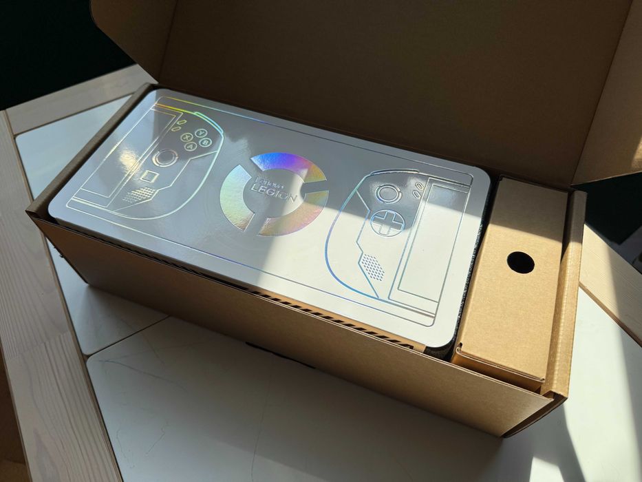 Lenovo Legion Go S, Z1 Extreme, 1TB SSD, 16GB Ram, SteamOS, с гаранция