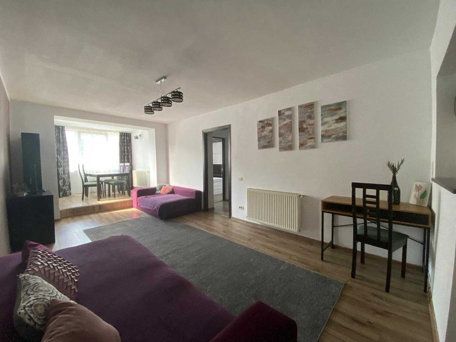 Ofer spre închiriere apartament cu 3 camere in Suceava