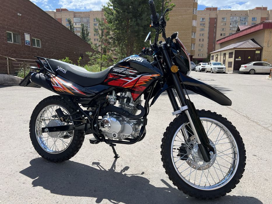 Продам мотоцикл эндуро Yaqi 250-2