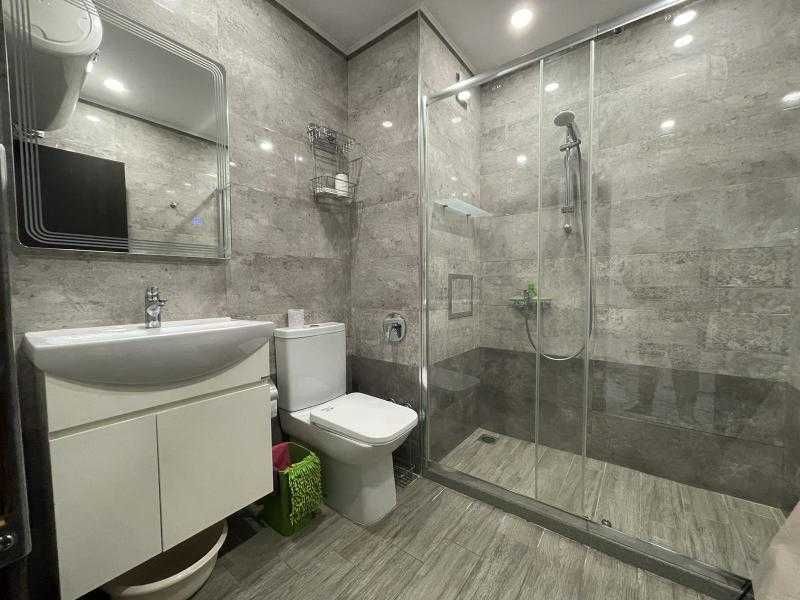 Дава се под наем Двустаен апартамент в Бургас, Лазур - 76 кв.м за 561 € - Снимка #7