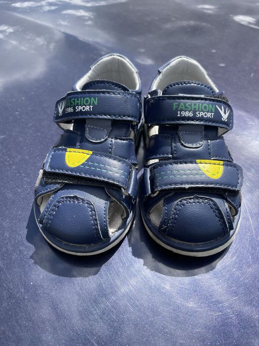 Сандали на мальчика