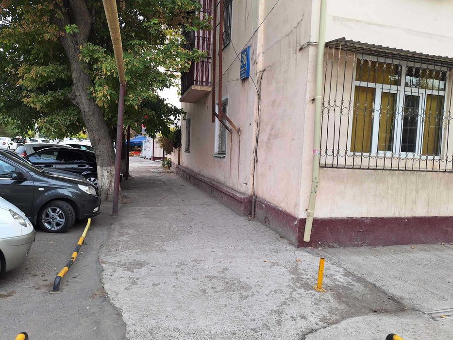 Северный Алмазар недалеко Т\Ц "Ривера",рядом Давр Банк.кафе Нурафшон