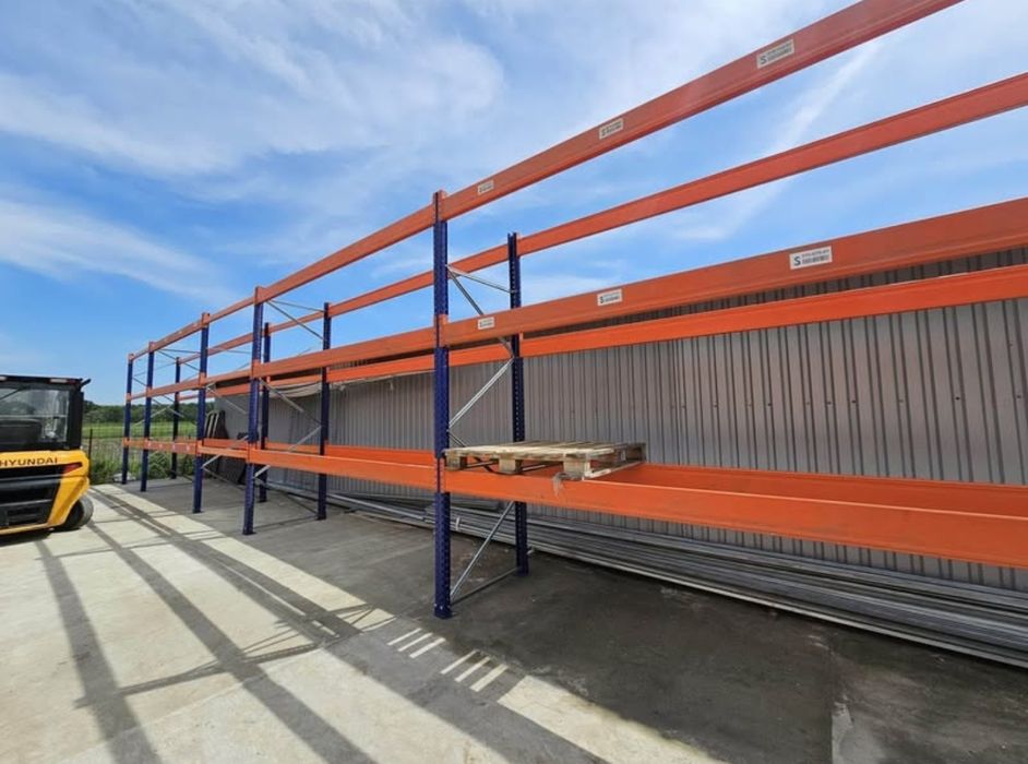 Vând rafturi metalice industriale la cela mai mic preț