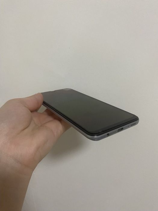 Продам Samsung galaxy A30