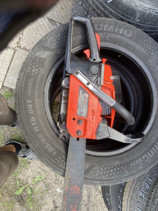 Бензинова резачка за дърва