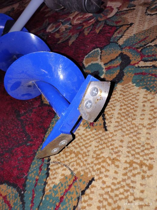 Ледобур новый на 130