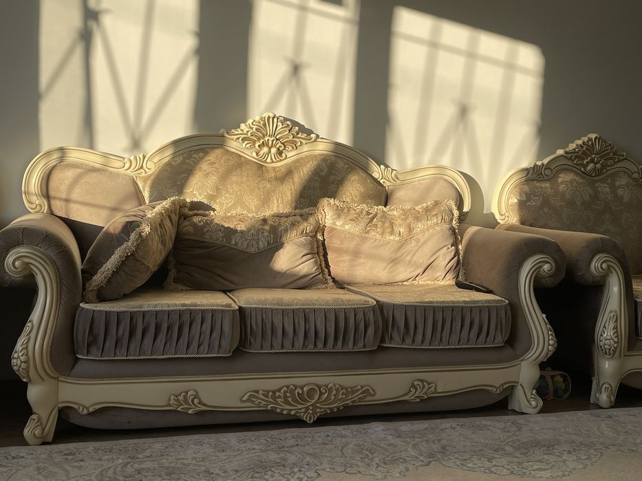 Диван с креслами дагестан 400.000 есть торг