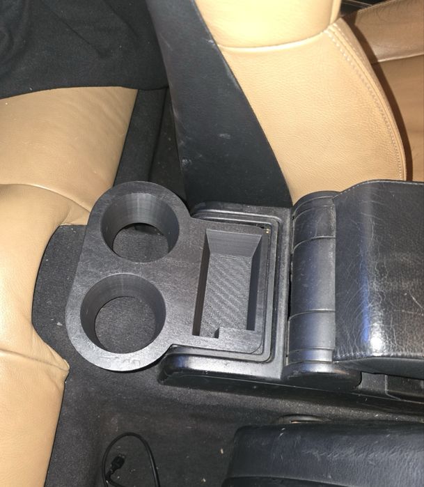 BMW e46 Cup Holder - поставка за чаши