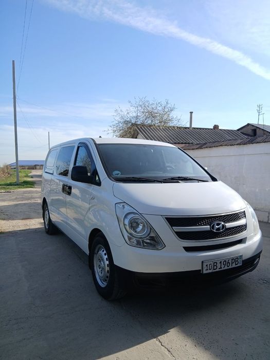 Starex hyundai vito
