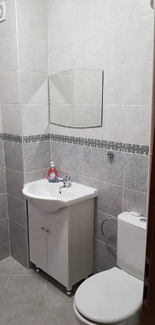 Дава се под наем Тристаен апартамент в Пловдив, Център - 106 кв.м за 500 € - Снимка #4