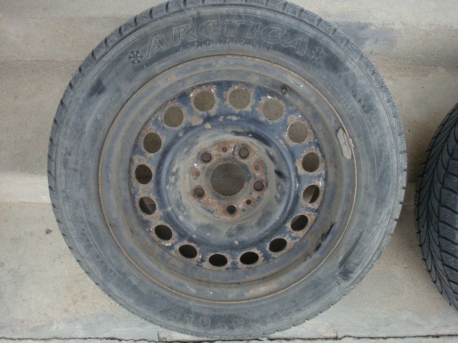 Зимни гуми с джанти 185/65/15