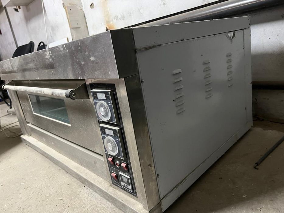 Пицца печь  для 4 шт пиццы