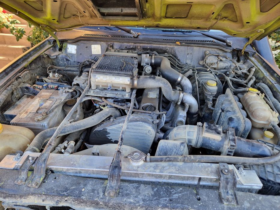Vând Nissan Patrol, mașină de legendă,