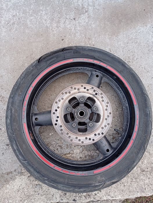 Задна джанта Suzuki Bandit 600